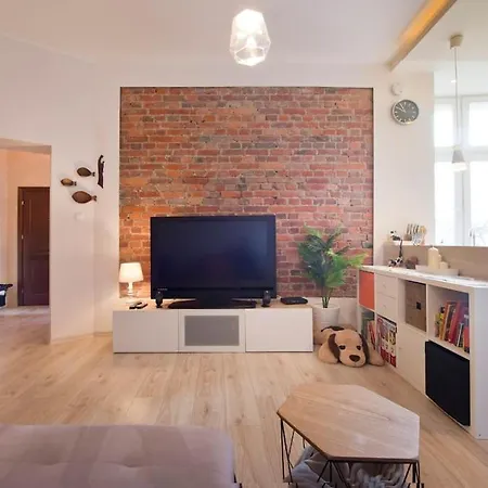 Lovely Down Town By The Motlawa River 그단스크