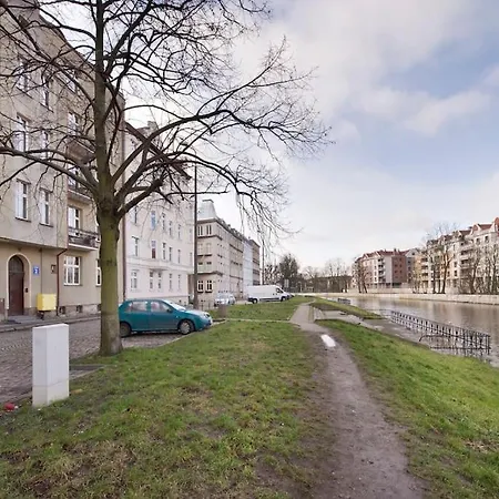 Lovely Down Town By The Motlawa River Gdańsk